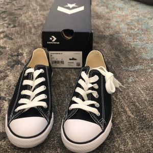Low top dainty converse